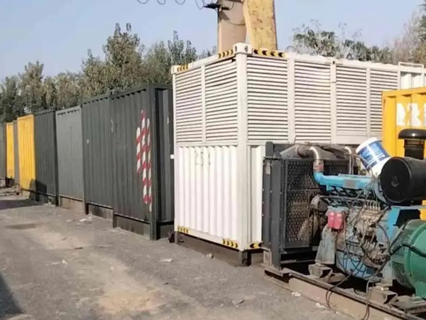 马村200KW柴油发电机机组每小时油耗是多少？